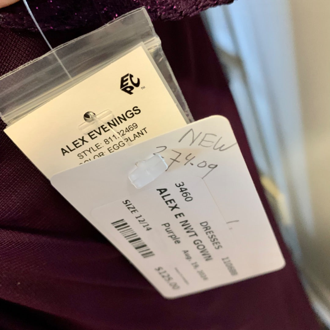 Alex E NWT Gown, Size 12/14 Purple