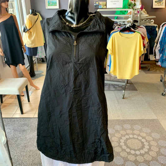 Kozan, Top Sleeveless, Small / Medium Black