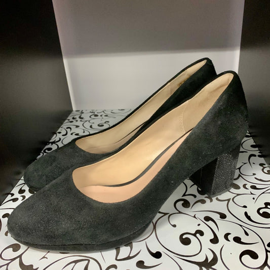 Clarks LU Heels, Size 9.5 W Black