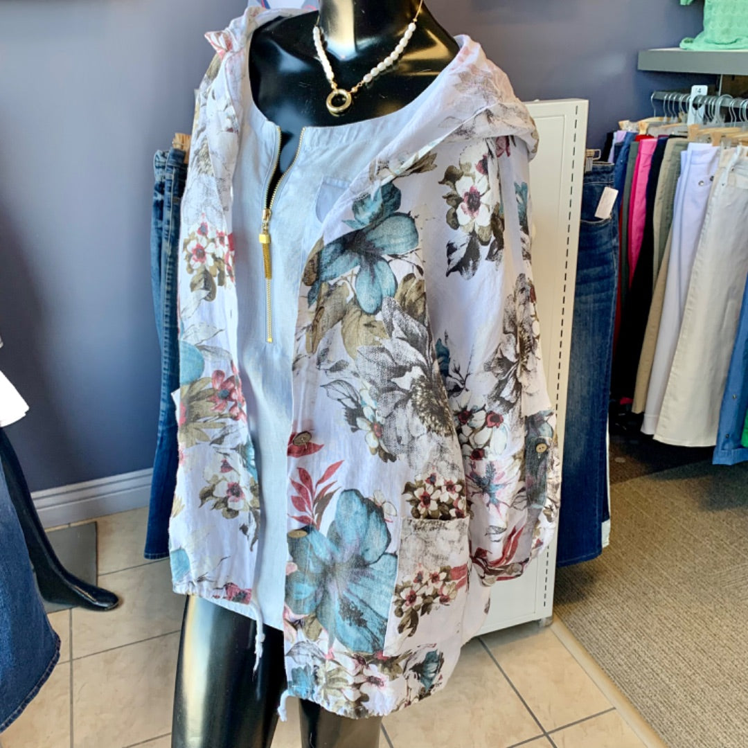 Via Vitale, Tops, L / XL Floral on off white