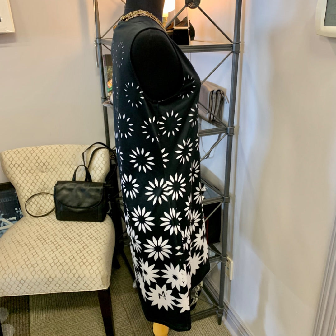 Miss Versa, Dresses, Small Black White