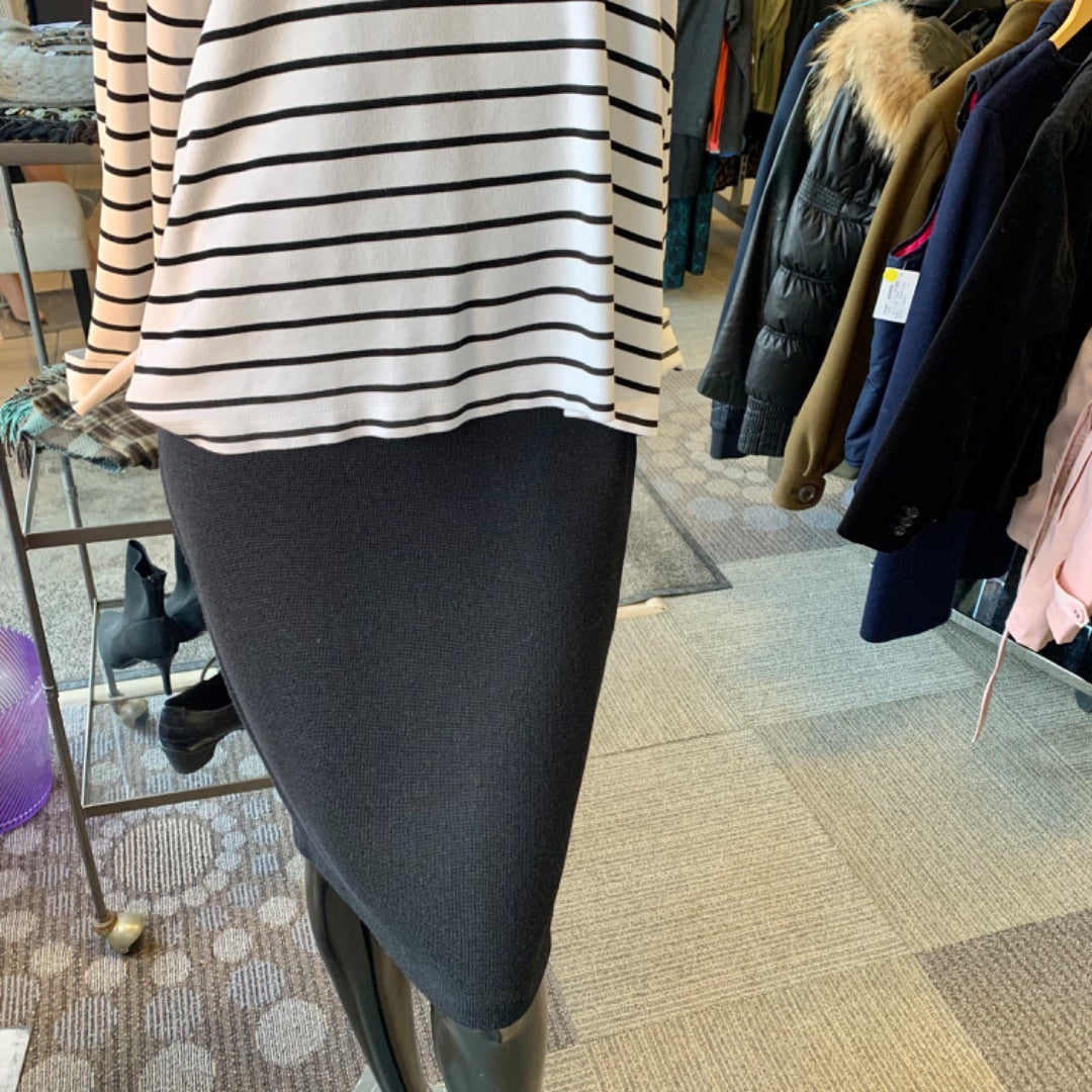 Adrienne Vittadini, Skirts, Large Black
