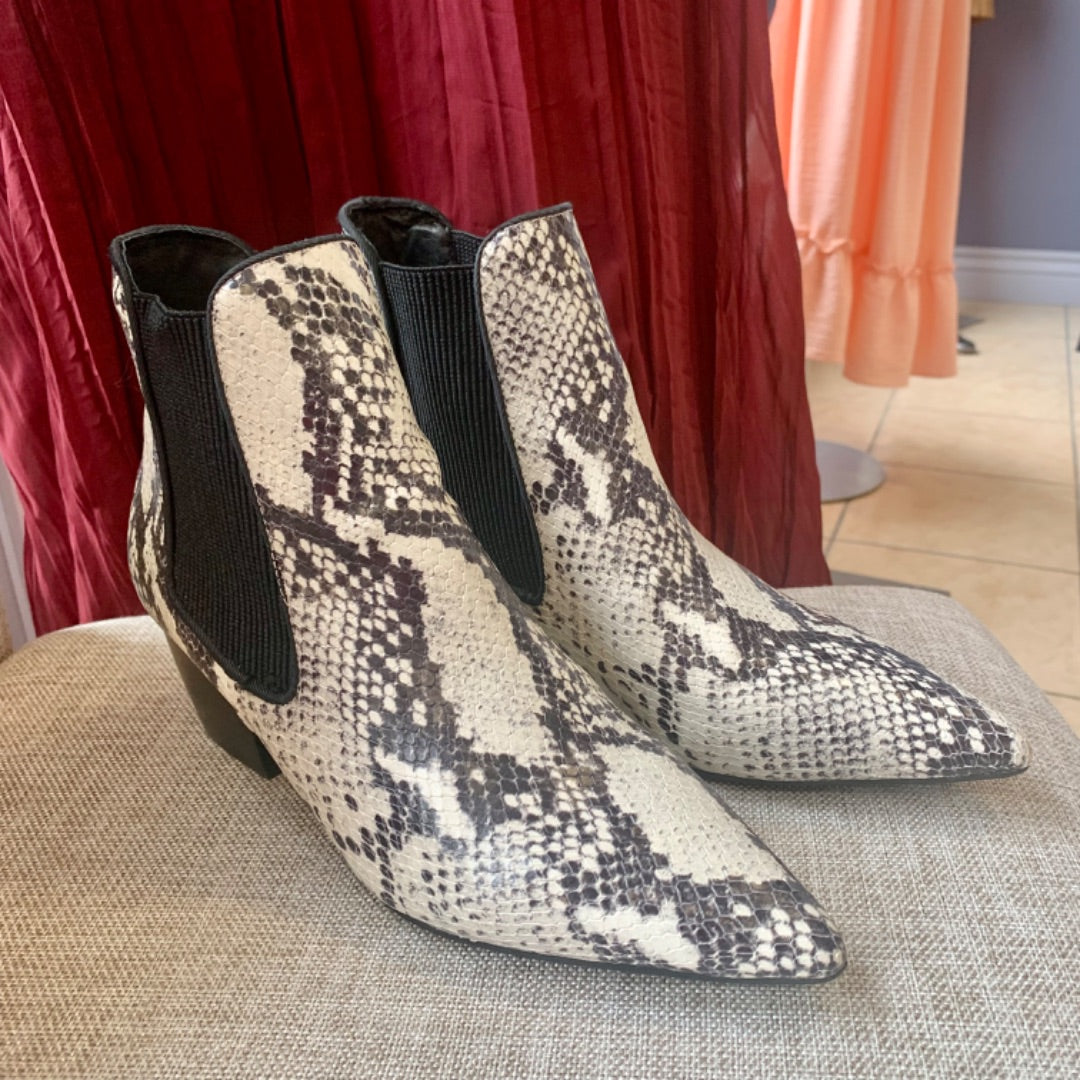 Sol Sana, Footwear, Size 7.5 Snakeskin