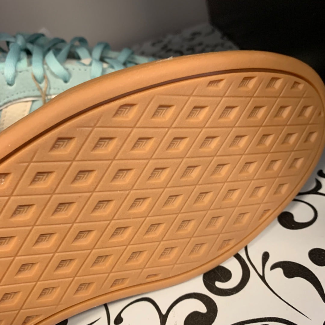 Adidas, Footwear, Size 8 Teal
