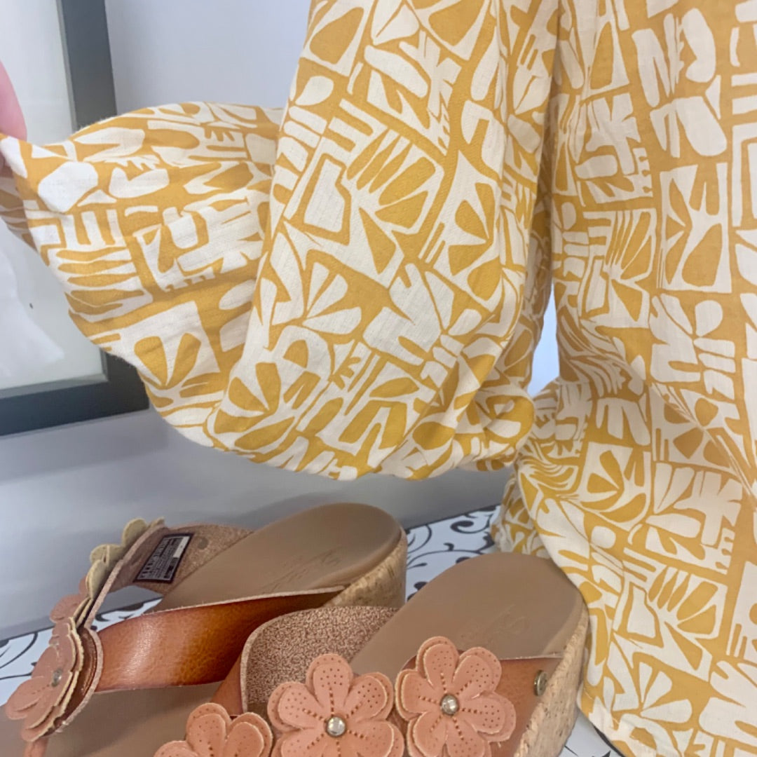 a.n.a, Tops, Large Ocher Beige