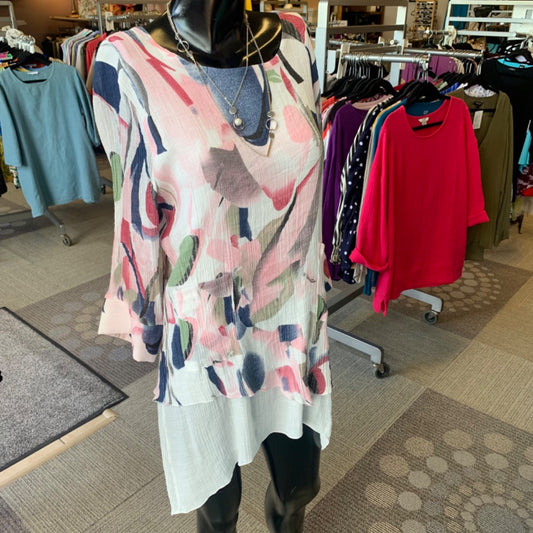 Alina's Exclusives, Tops, Medium Large Pink Navy Multi