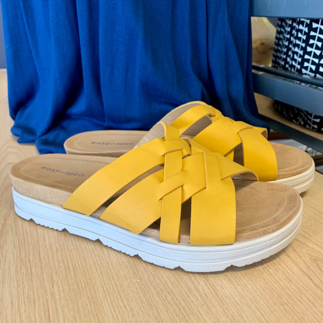 Easy Spirit, Footwear, Size 6.5 Yellow