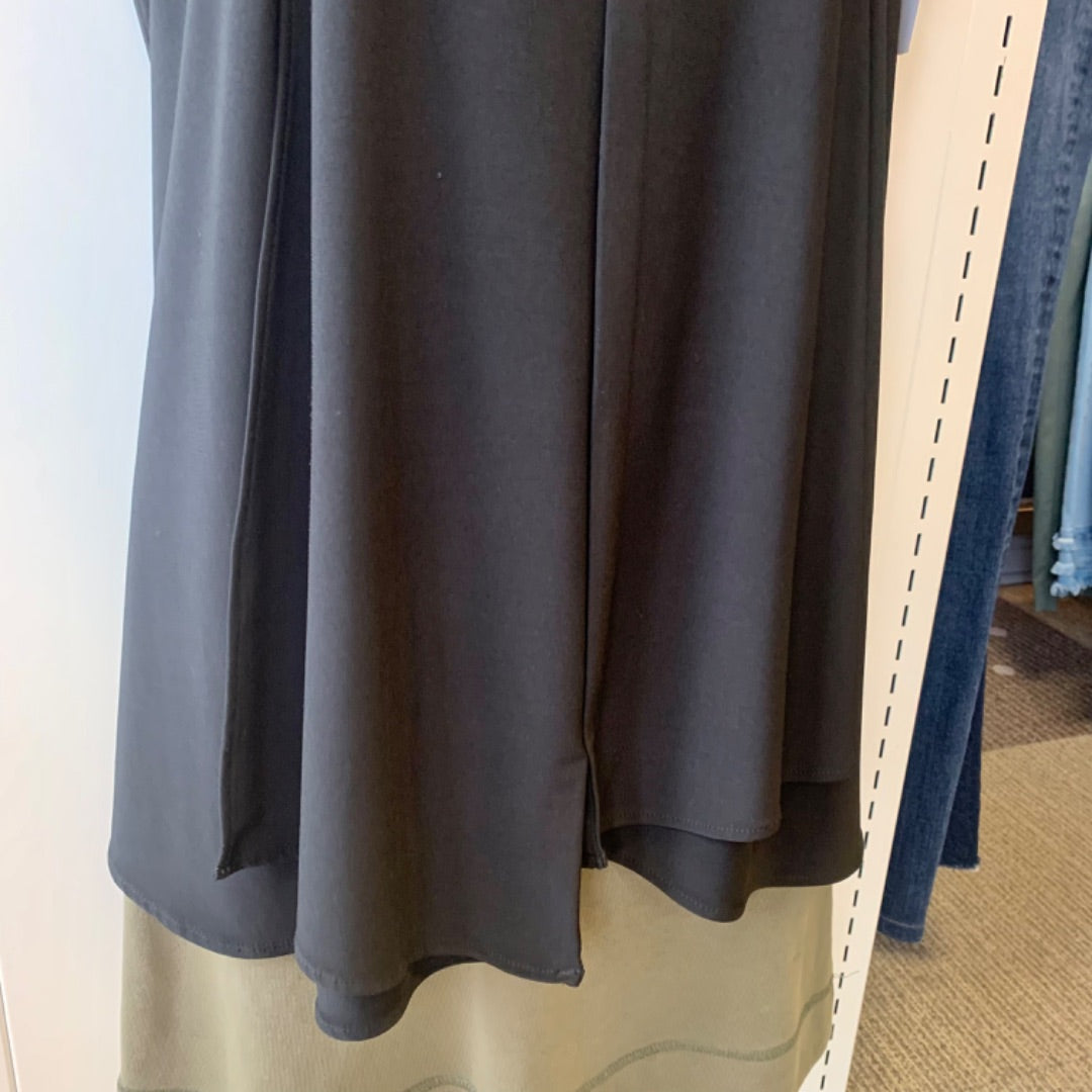 Compli K, Top Sleeveless, Medium Black