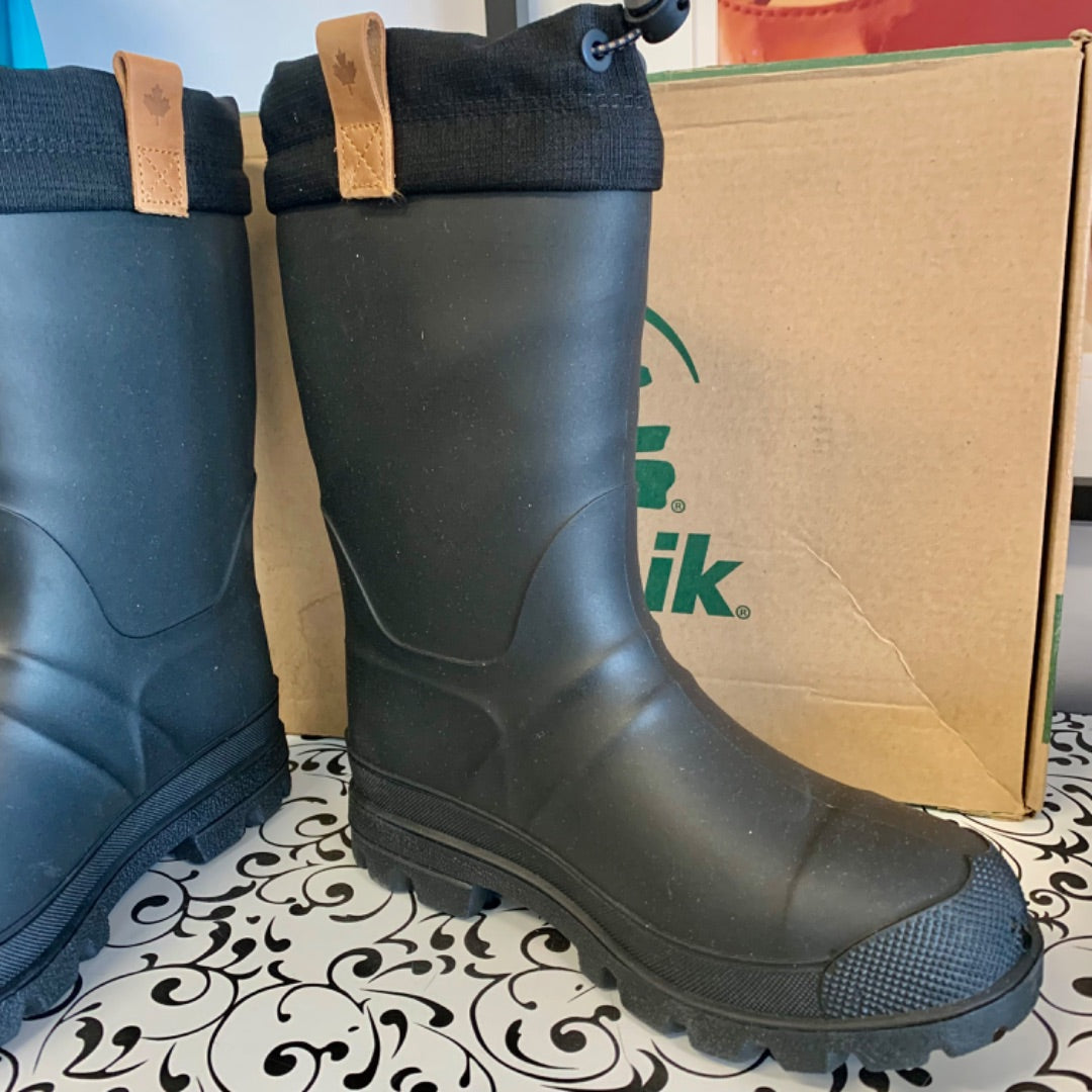 Kamik, Footwear, Size 7 Black