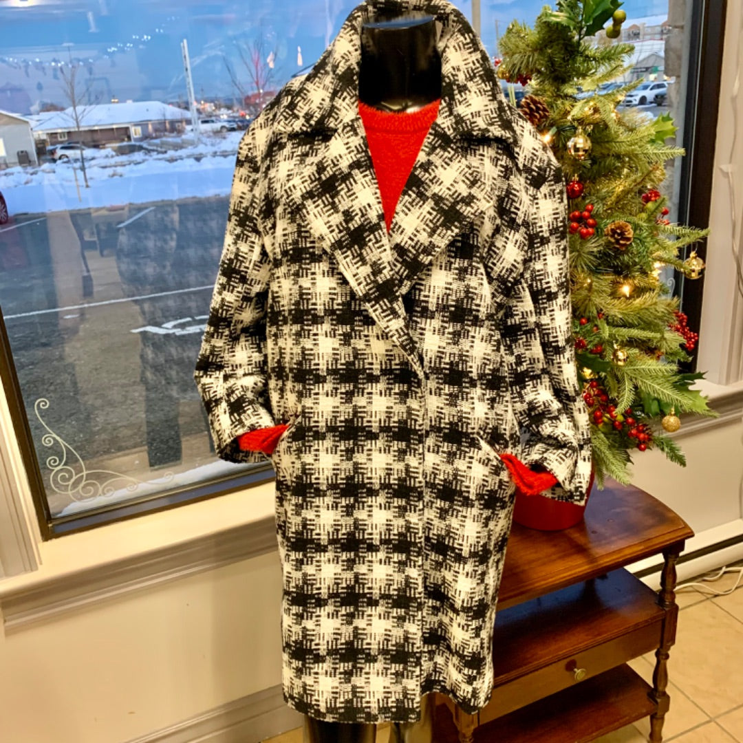 Sample Teat Coat, Large, Black, White