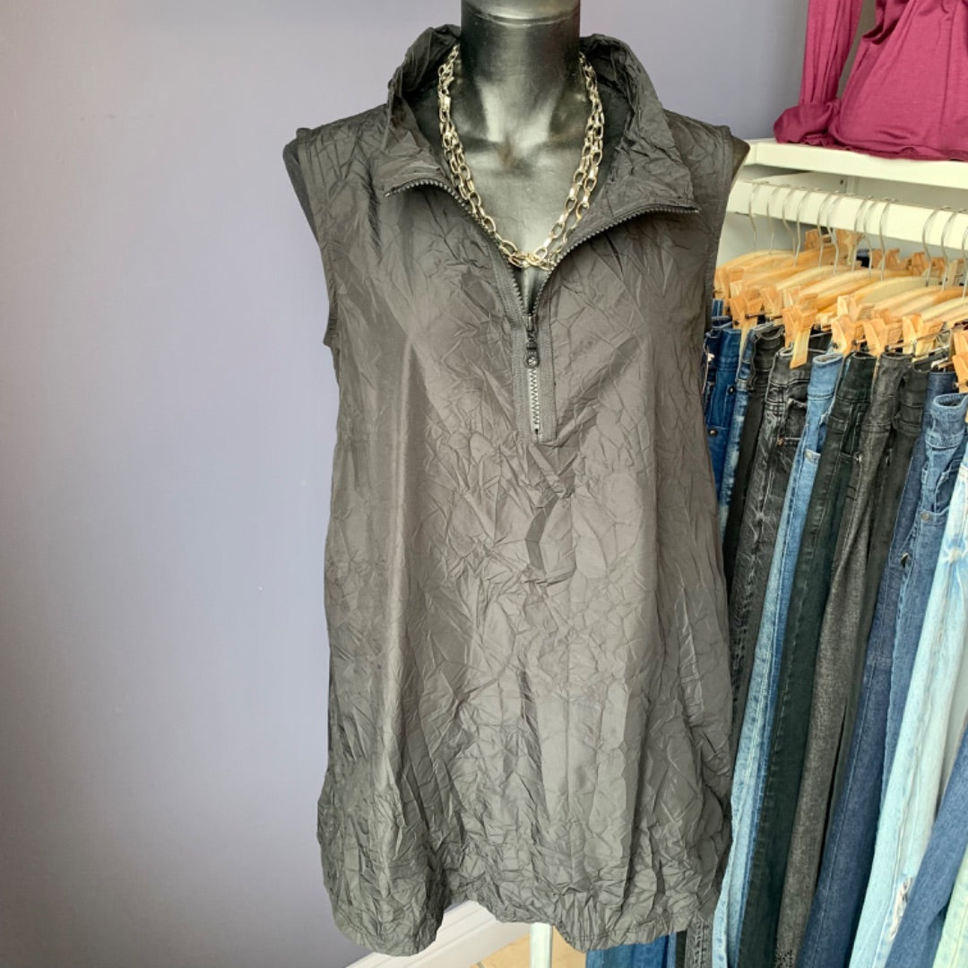 Kozan, Top Sleeveless, Small / Medium Black