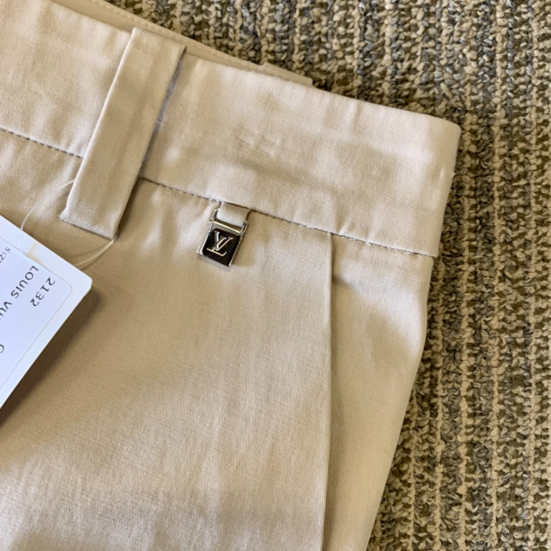 Louis Vuitton, Capris, Size 6 (EU38) Beige