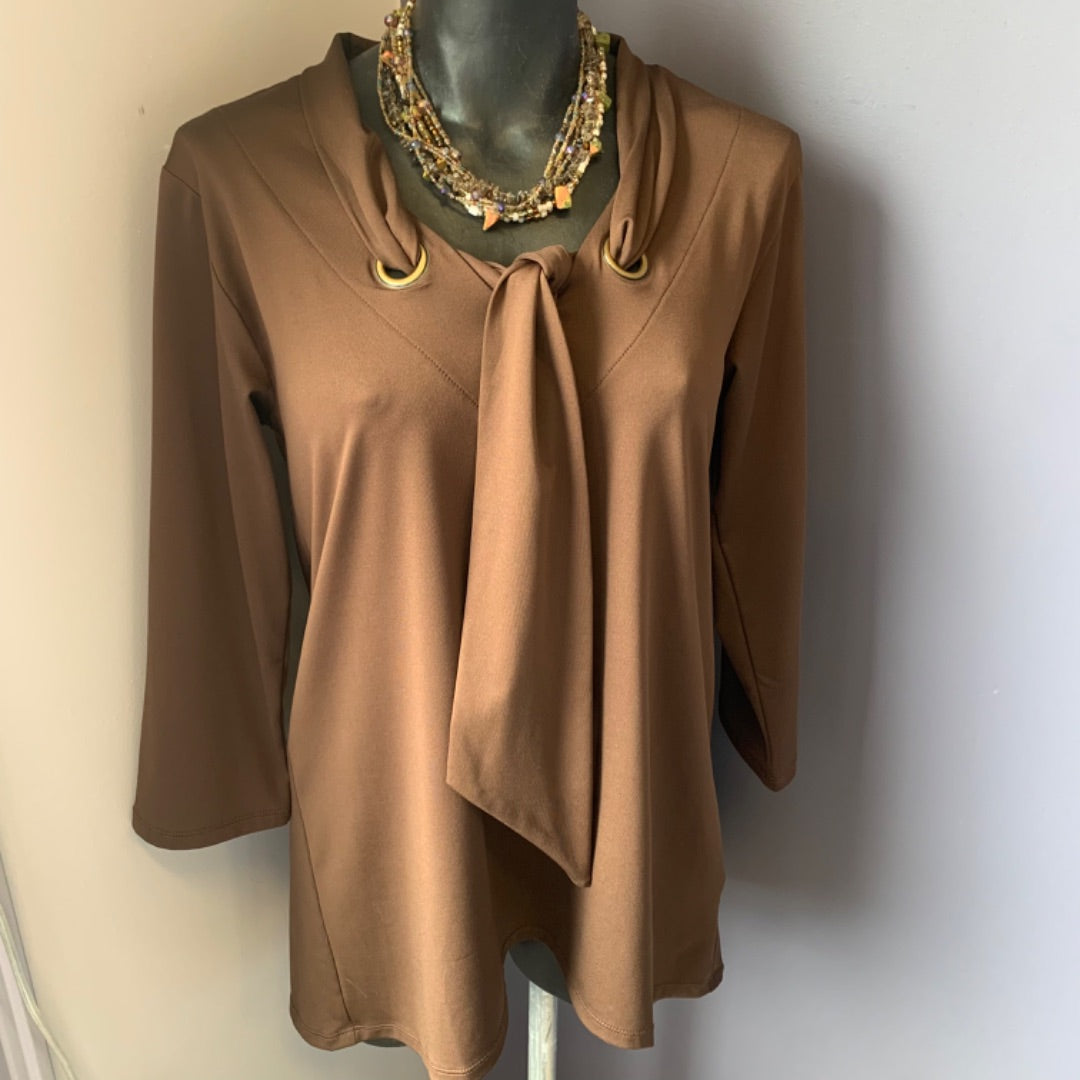 Simply Noelle, Tops, S / M Brown