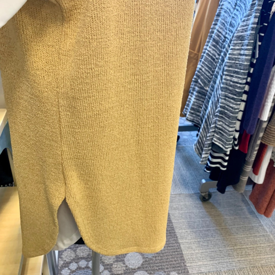 NWT Eclipse, XXLarge Corn Yellow