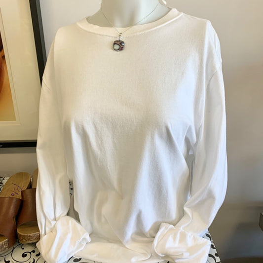 Gap, Medium White