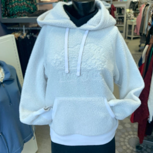 Roots, Tops, Small Chalk white