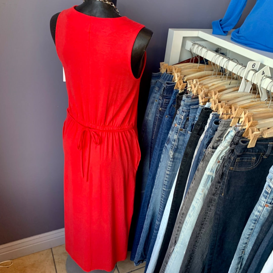Denver Hayes, Dresses, Small Red