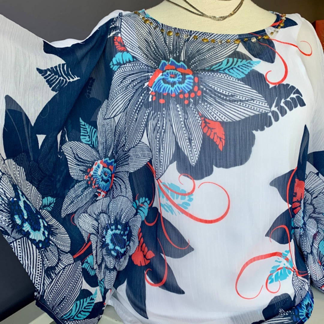 Hearts of Palm, Tops, Size 6 White Blue Floral