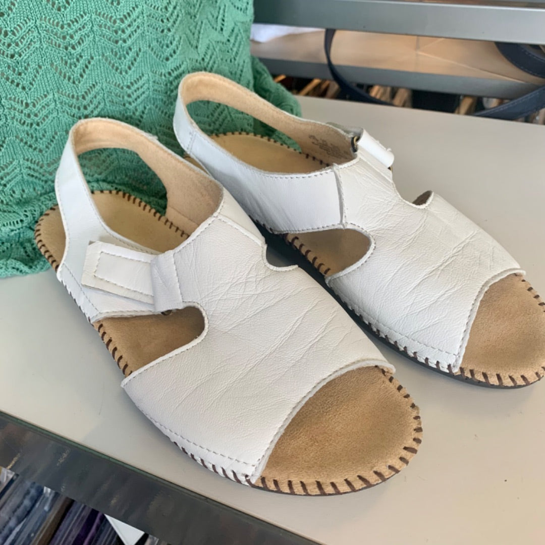 Naturalizer, Footwear, Size 6.5 White
