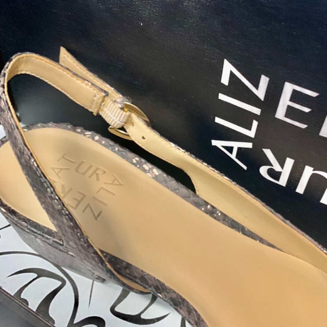 Naturalizer, Size 7 Brown Snake