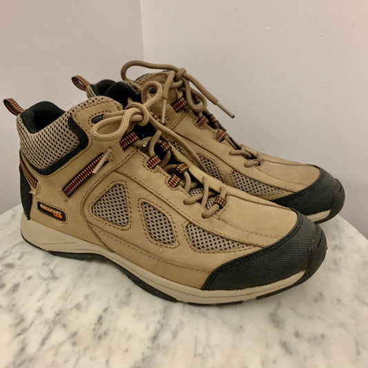 Rockport High tops, Size 8 Beige