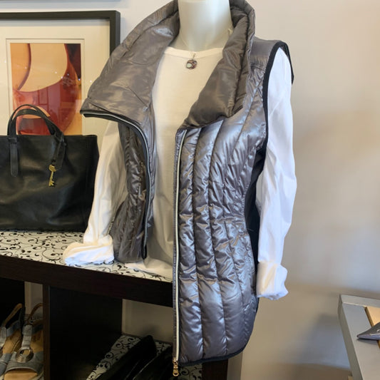 Calvin Klein, Medium Metallic