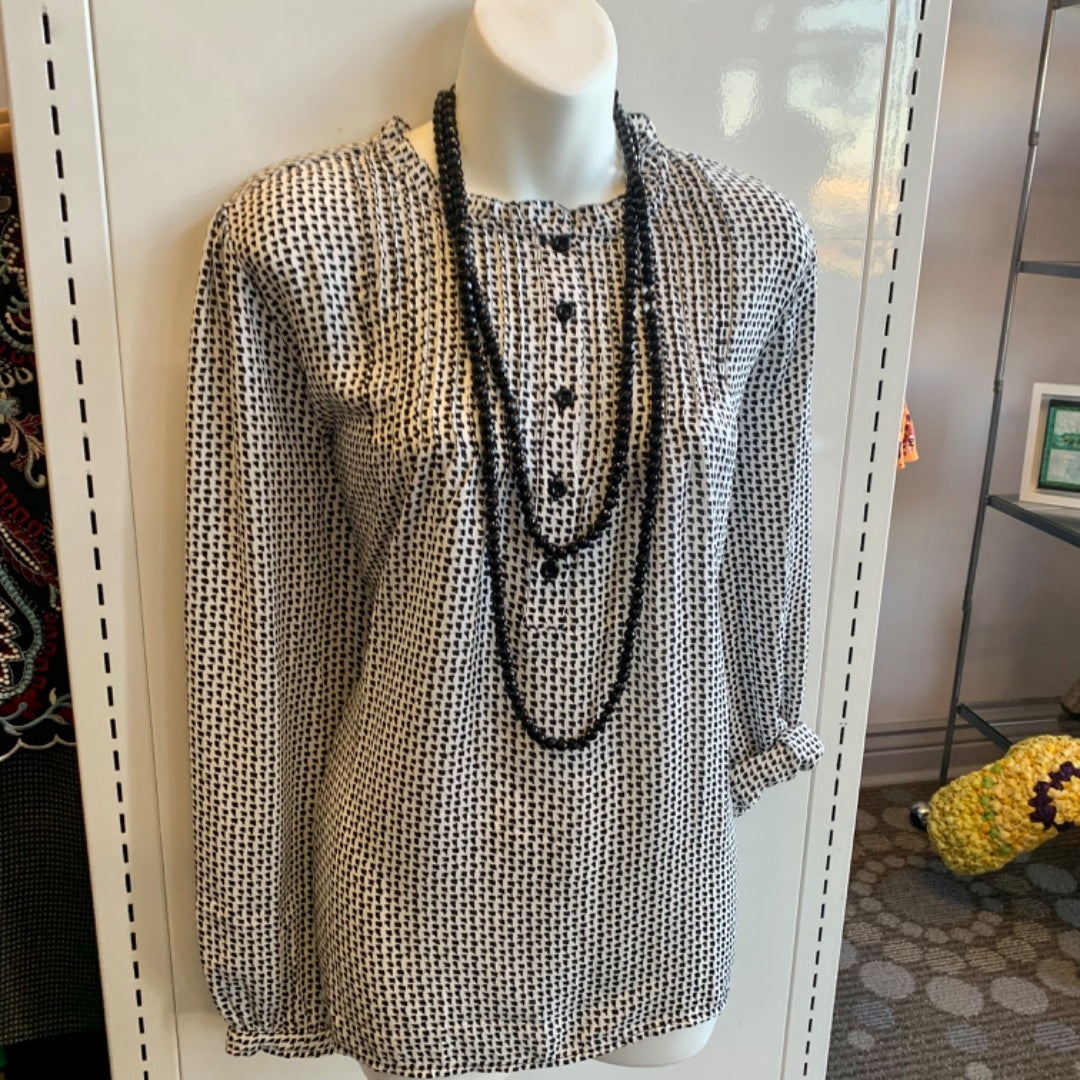 Adrianna Papell, Large Black & White