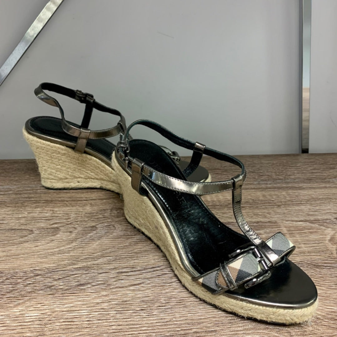Burberry, Footwear, Size 7 (37) Grey Silver