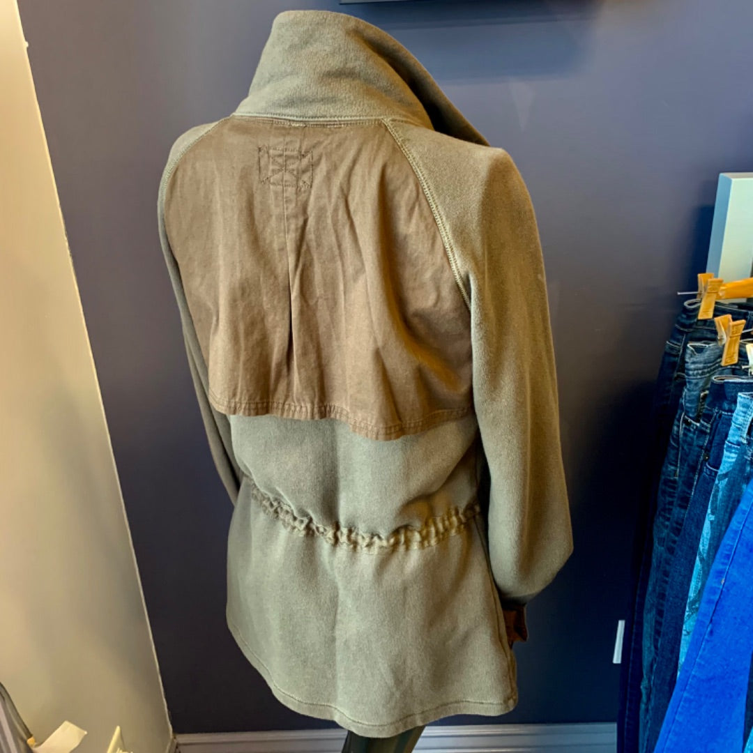 Eddie Bauer, Jackets, Medium Moss
