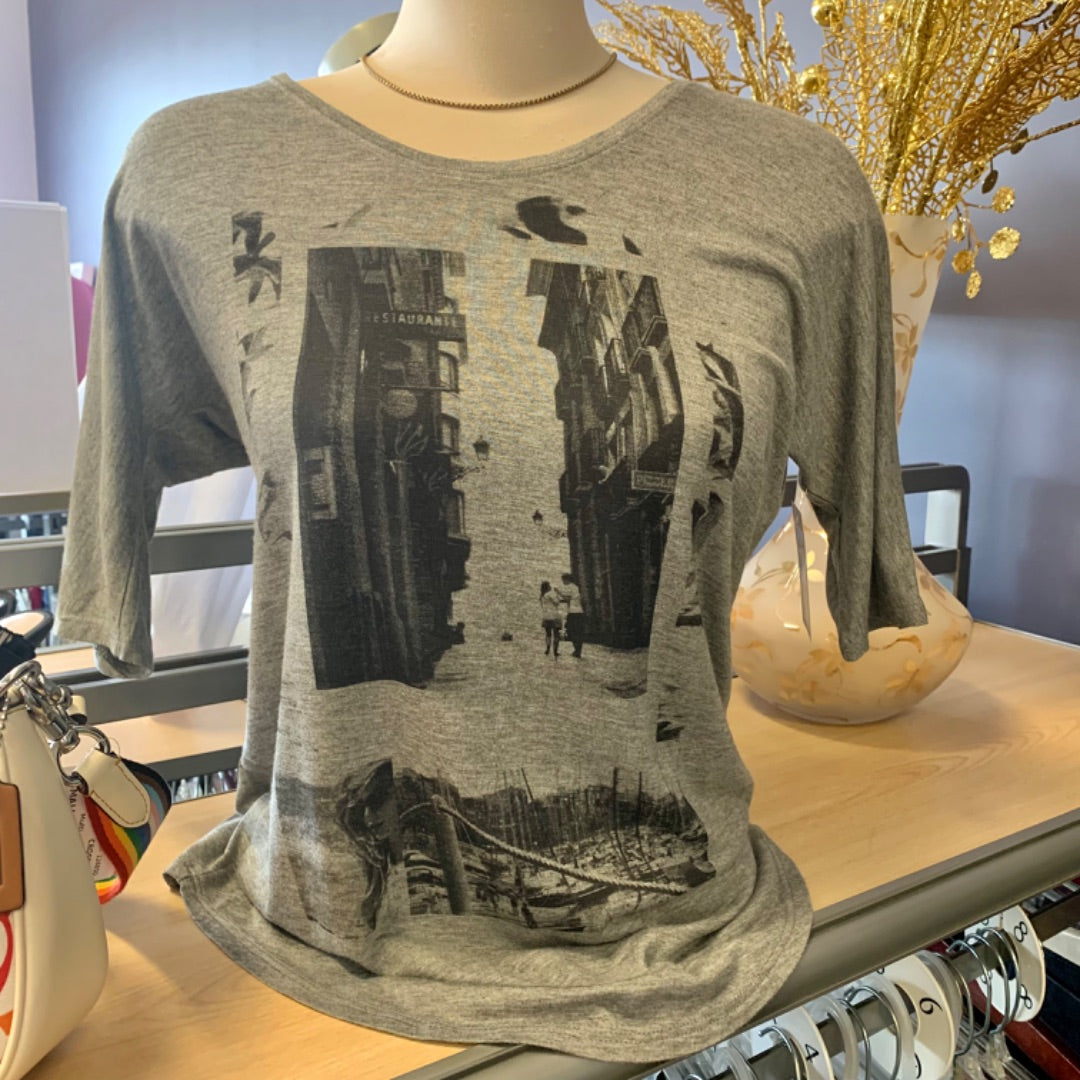 Smart Set, Tops, XSmall Grey with Print