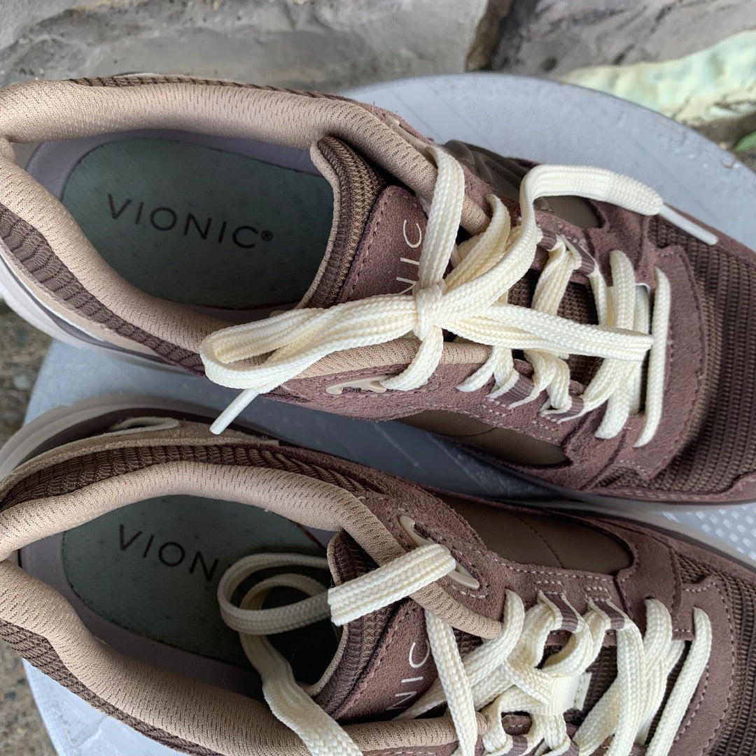 Vionic, Footwear, Size 8.5 Chocolate