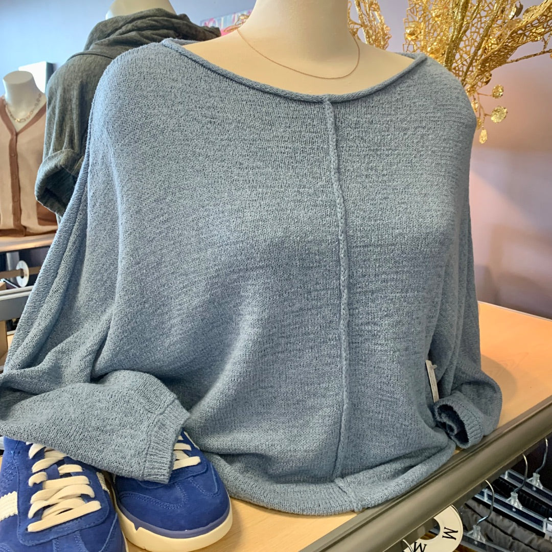 Suzy Shier, Sweaters, Medium Blue