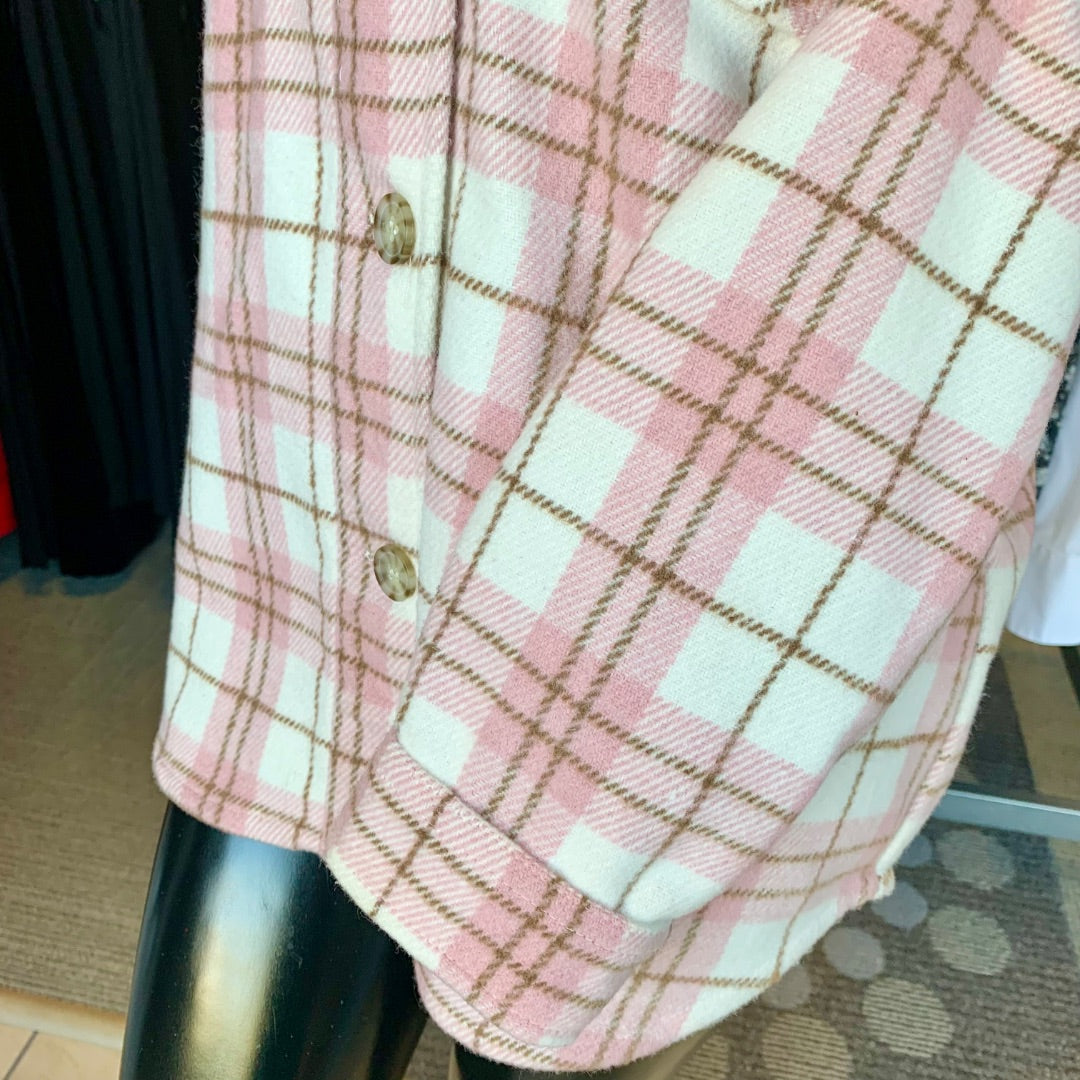 Suzy Shier, Jackets, Small Pink Cream