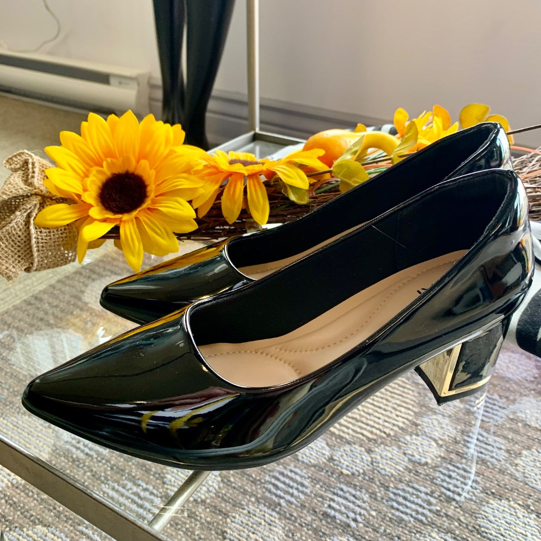Taxi, Footwear, Size 6 Black