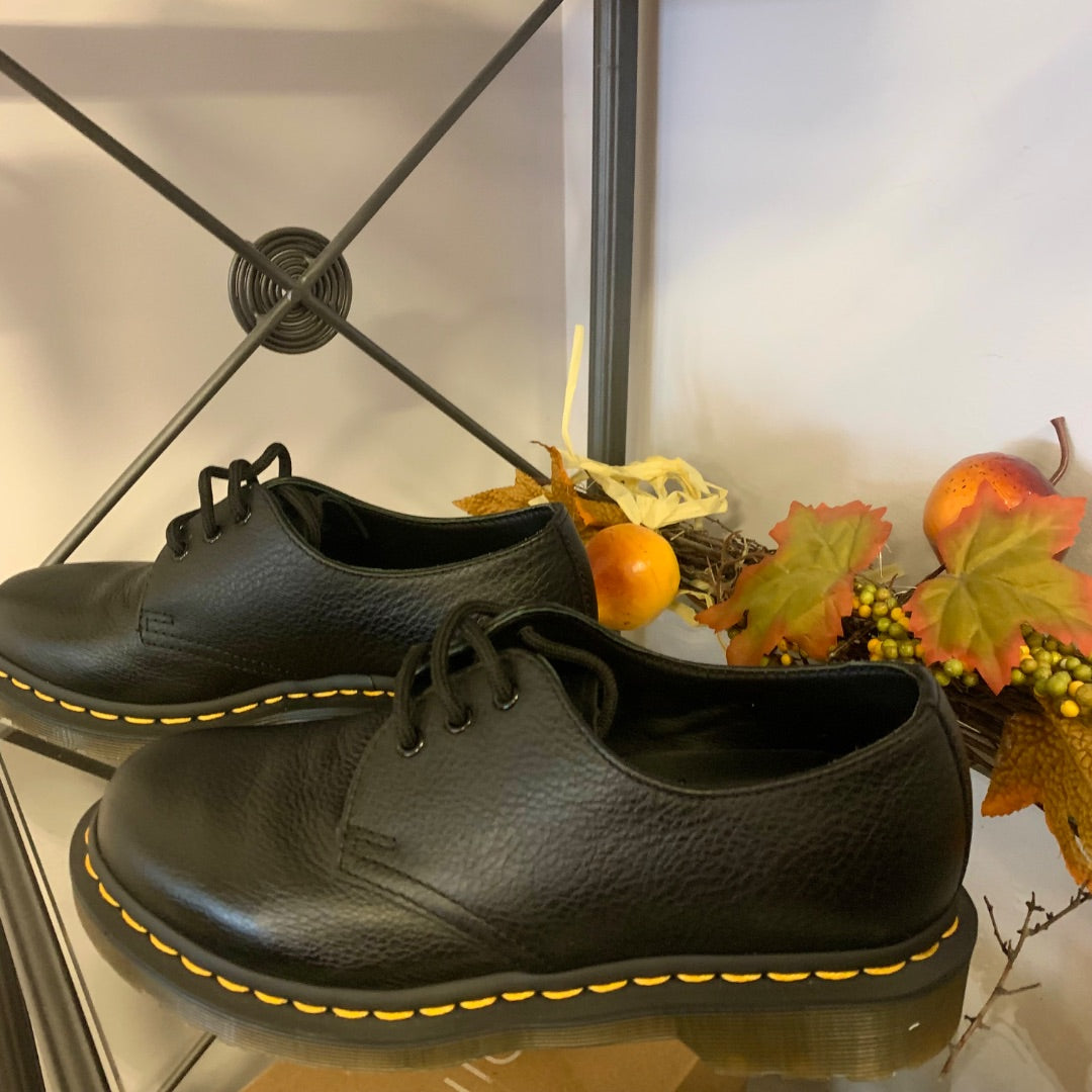 Dr Martens, Footwear, Size 6 Black