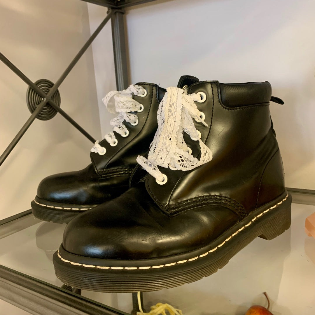 Dr Martens, Footwear, Size 6 Black