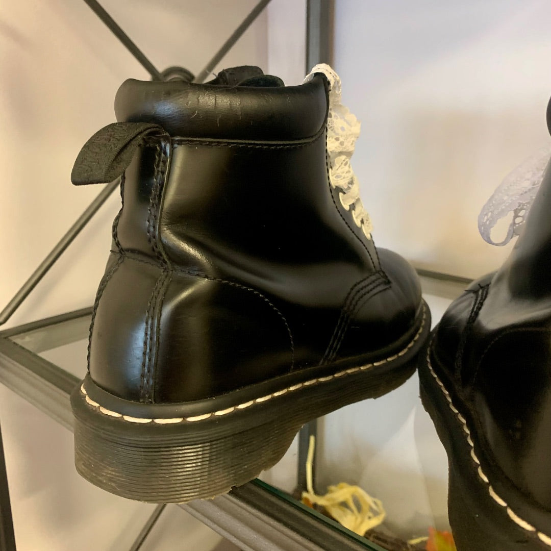 Dr Martens, Footwear, Size 6 Black