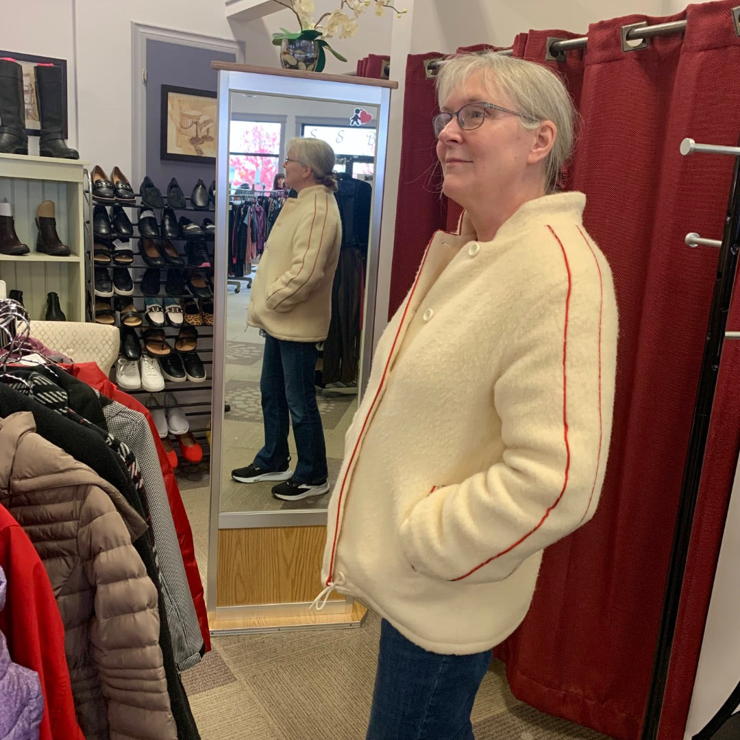Hudson's Bay, Coats, Large White Red