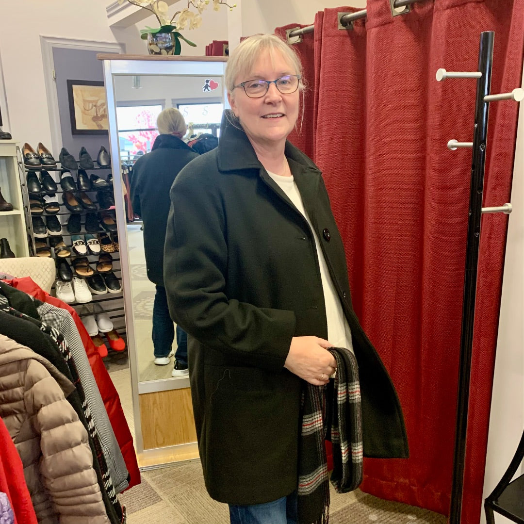 Niccolini, Coats, Size 16 Black