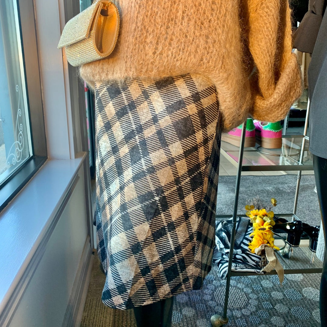 Carole Wren, Skirts, Medium Brown Black